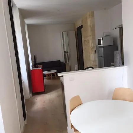 Apartment Triangle D'or 33